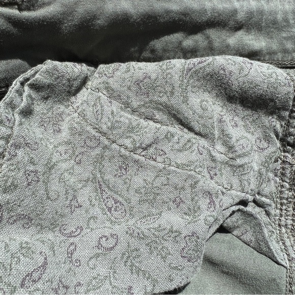 Reitmans: Petite Green Trouser/Utility Pants. Women’s Size 6. - Picture 6 of 12